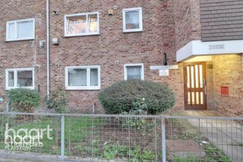 24 Clifton Road, London, E16 4PS