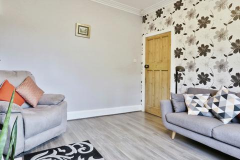 17 Beech Avenue, Garden Village, Hull, HU8 8QJ