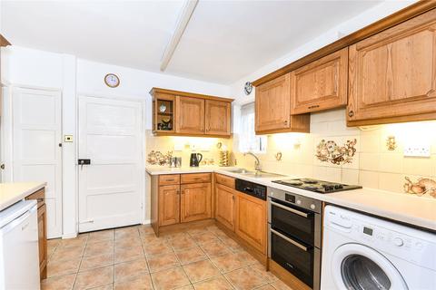 9 Denham Green Close, Denham, Uxbridge, UB9 5NA