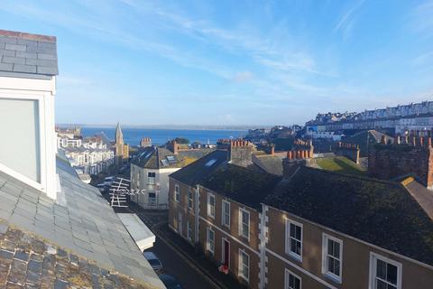 4 bedroom end of terrace house for sale, St Ives