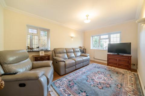 5 bedroom detached house for sale, Dukes Wood Drive, Gerrards Cross, Buckinghamshire