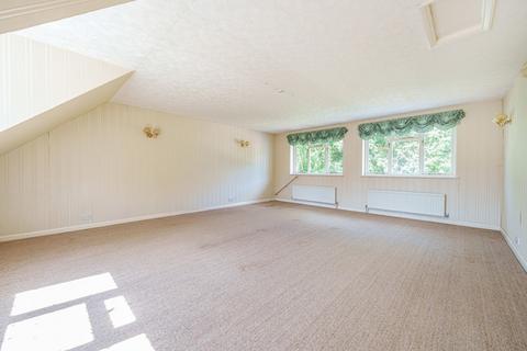 59 Fulmer Drive, Gerrards Cross, SL9 7HG