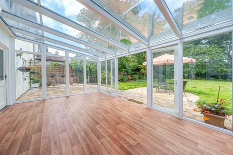 59 Fulmer Drive, Gerrards Cross, SL9 7HG
