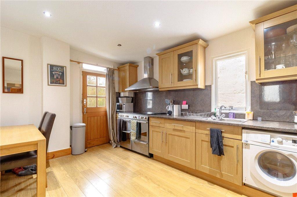 Gold Hill West, Chalfont St. Peter... 3 bed apartment for sale £350,000