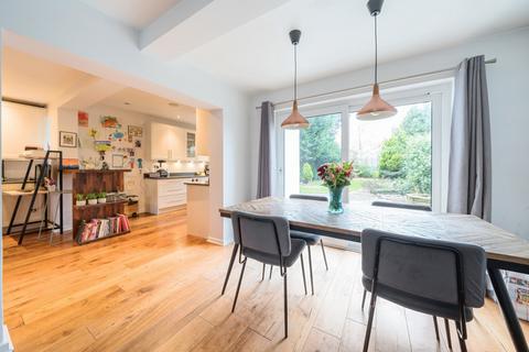 75 Priory Close, Denham, Uxbridge, UB9 5AU