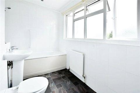 undefined, Ashdown Road, Uxbridge, Middlesex