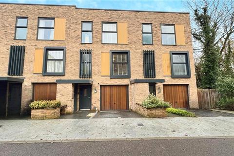 4 bedroom terraced house for sale - Denham, Uxbridge UB9