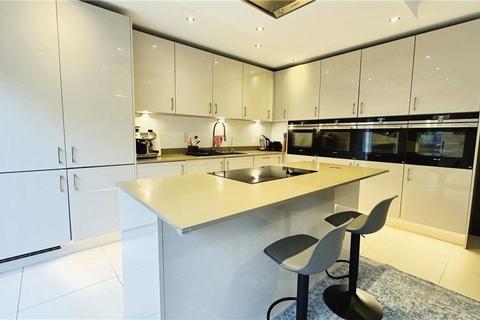 4 bedroom terraced house for sale - Denham, Uxbridge UB9