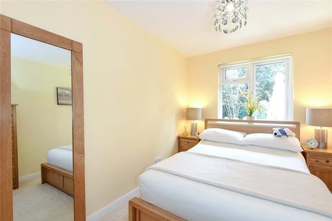 undefined, Athol Way, Hillingdon