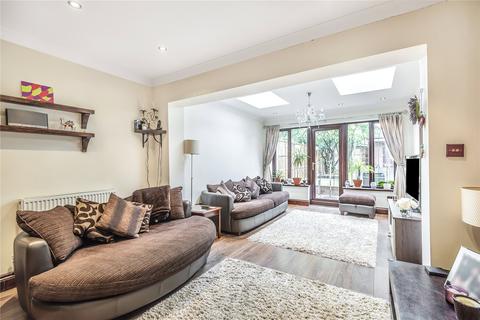 61c Heath Road, Uxbridge, UB10 0SN