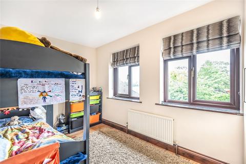 61c Heath Road, Uxbridge, UB10 0SN