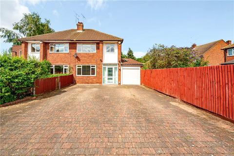 2 Stirling Close, Uxbridge, UB8 2BA
