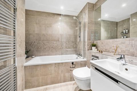 undefined, Connaught Close, Hillingdon