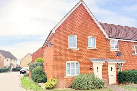 3 bedroom semi-detached house to rent, Windmill Close, Lakenheath, Brandon