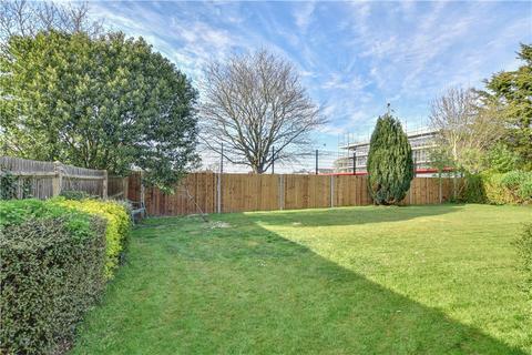 55 Clarkes Drive, Uxbridge, UB8 3UJ