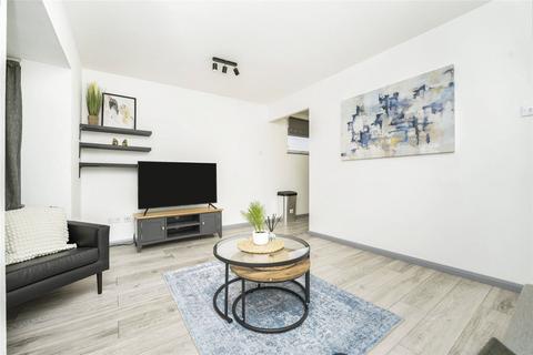 55 Clarkes Drive, Uxbridge, UB8 3UJ