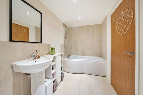 23 Jupiter Heights, Uxbridge, UB10 0TA