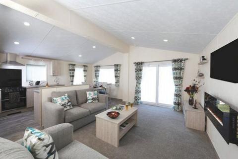 2 bedroom lodge for sale - Harts Holiday Park, Leysdown Road ME12