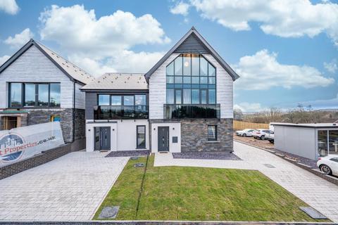 4 bedroom semi-detached house for sale, Thorntons Quarry,  Ebbw Vale,  NP23 5DS,  NP23