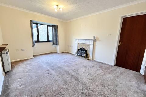 1 bedroom apartment for sale - Broom Way, Blackwater GU17