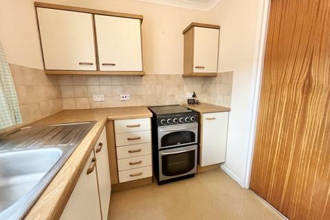 1 bedroom apartment for sale - Broom Way, Blackwater GU17