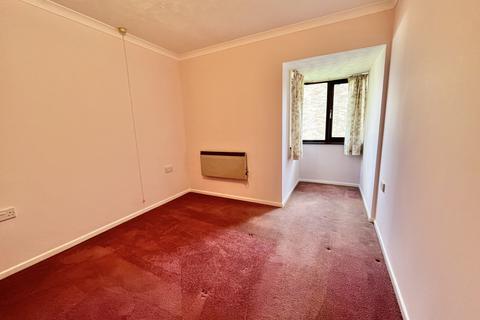 1 bedroom apartment for sale - Broom Way, Blackwater GU17