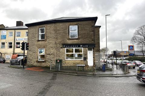 Office to rent, Bradford Road, Batley