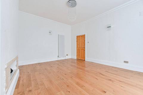 2 bedroom flat for sale, East Dulwich Grove, Dulwich, London, SE22