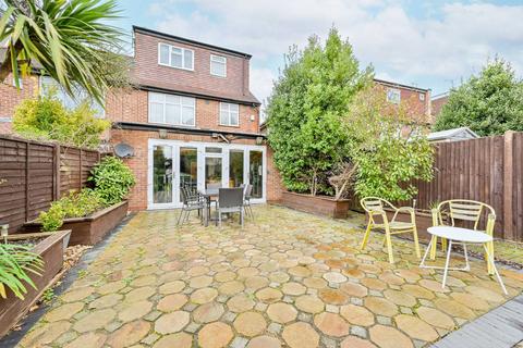 8 Greystoke Park Terrace, London, W5 1JL