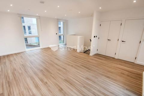 3 bedroom flat for sale, Park North, Stamford Road, N15