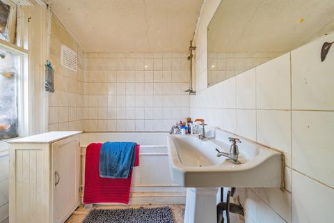27 Goodrich Road, London, SE22 9EQ