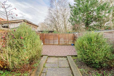 33 Donnington, Bradville, Milton Keynes, MK13 7HH