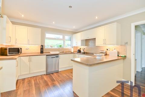 4 bedroom detached house for sale, Whitwell Road, Isle Of Wight PO38