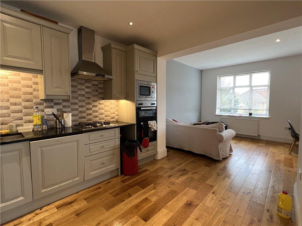 Kitchen/Reception
