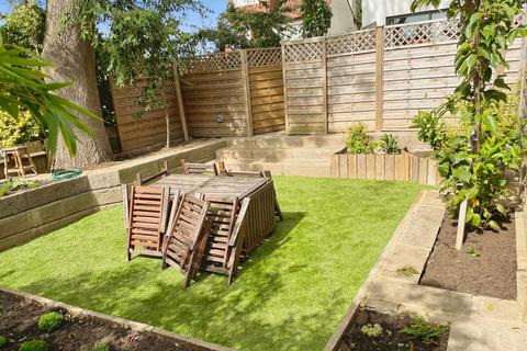 undefined, Studland Road, Ealing, W7