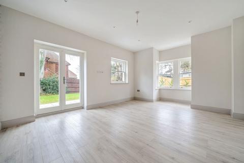 3 bedroom detached house for sale - Riefield Road, London SE9