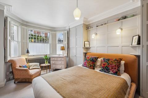 Garden Flat, 5 Marlborough Road, London, W4 4EU