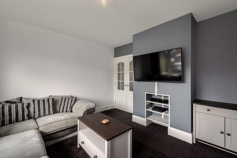 2 bedroom semi-detached house to rent, Wains Road, Dringhouses, York, YO24