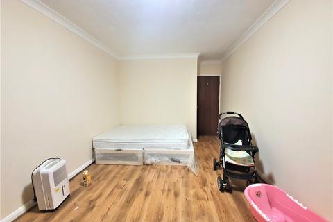 1 bedroom flat for sale, Maple Court, Stockwood Crescent, Luton