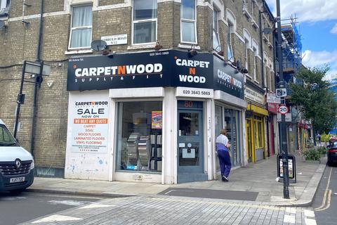 Shop to rent - Askew Road, London