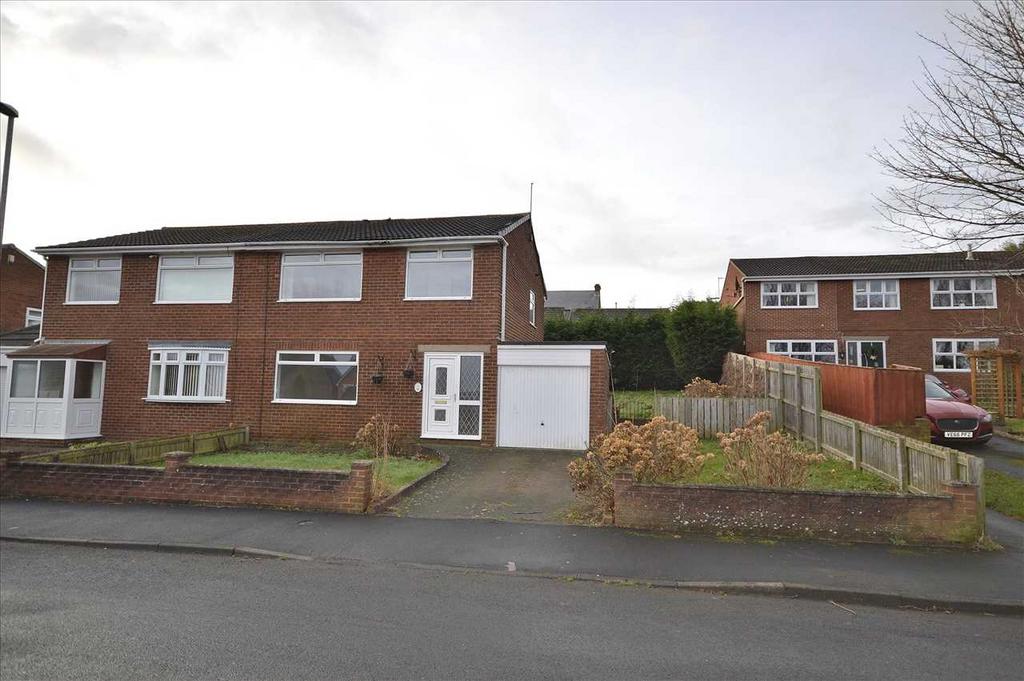 Windsor Drive, Catchgate, Stanley 3 bed semidetached house £137,500