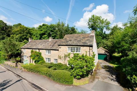 4 bedroom cottage for sale, Woodsome Road, Fenay Bridge, HD8