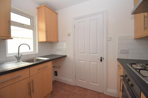 4 bedroom terraced house for sale - Kashgar Road, London SE18