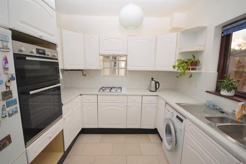 4 bedroom detached house for sale - Exford Road, Lee SE12