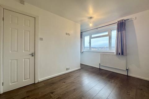53 Falconer Drive, Poole, BH15 4QQ
