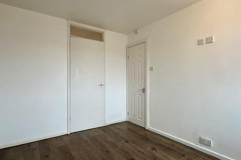 53 Falconer Drive, Poole, BH15 4QQ