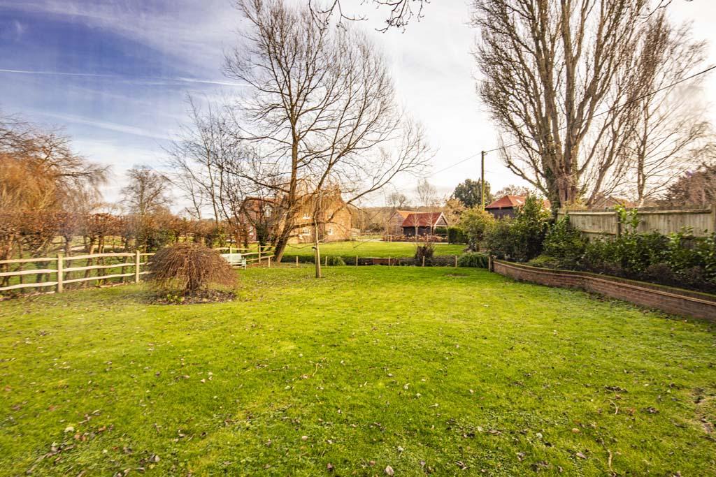 Bridge House, Stanford Dingley, RG7 3 bed detached house for sale £