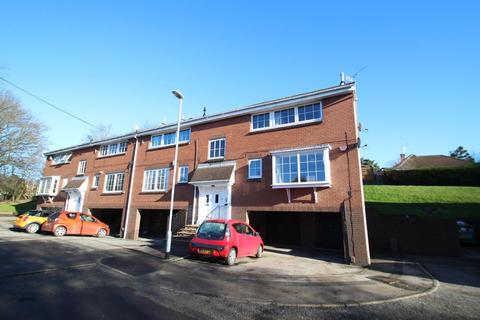 2 bedroom flat to rent - Gledhow Valley Road, Leeds, West Yorkshire, UK, LS17