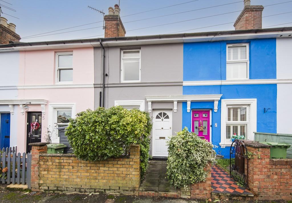 Stanhope Road, Tunbridge Wells 2 bed terraced house for sale £325,000