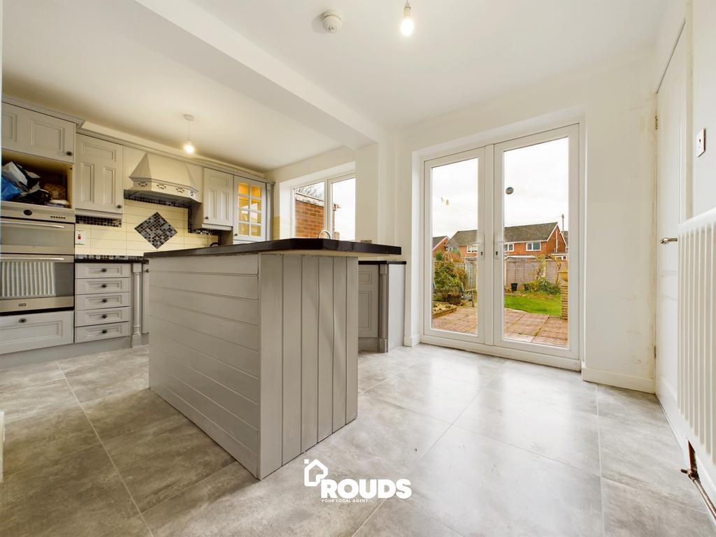 Stanton Road, Great Barr, Birmingham... 3 bed detached house £1,100